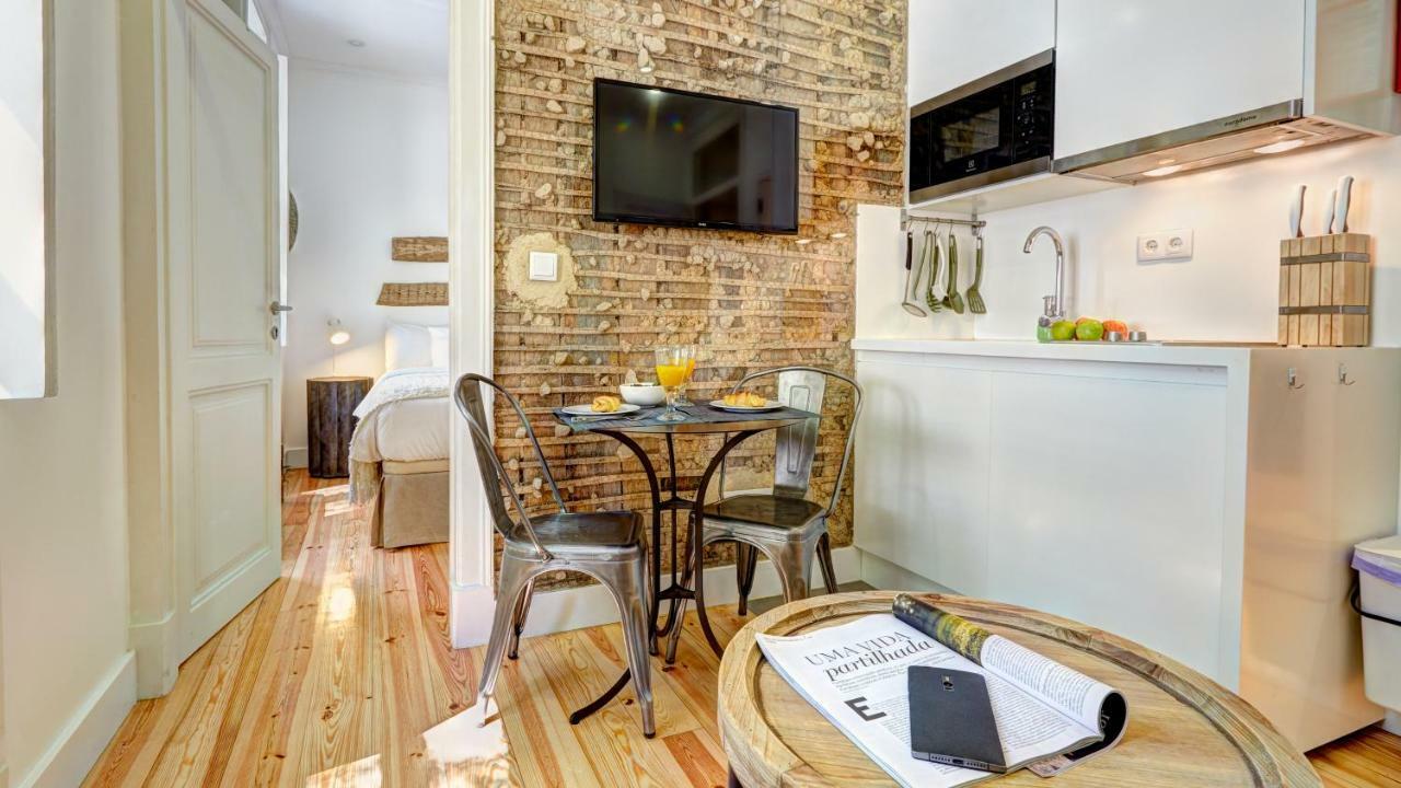 Downtown Lovers Apartments: Costa Do Castelo * Lisboa